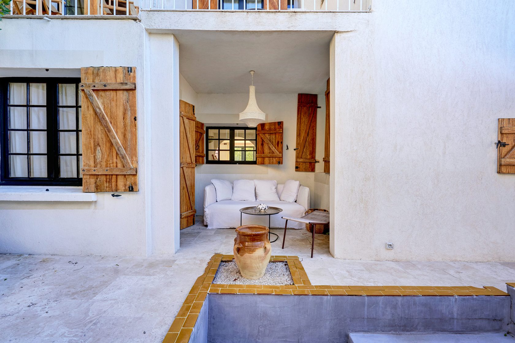 Andalusian villa with Mediterranean decoration