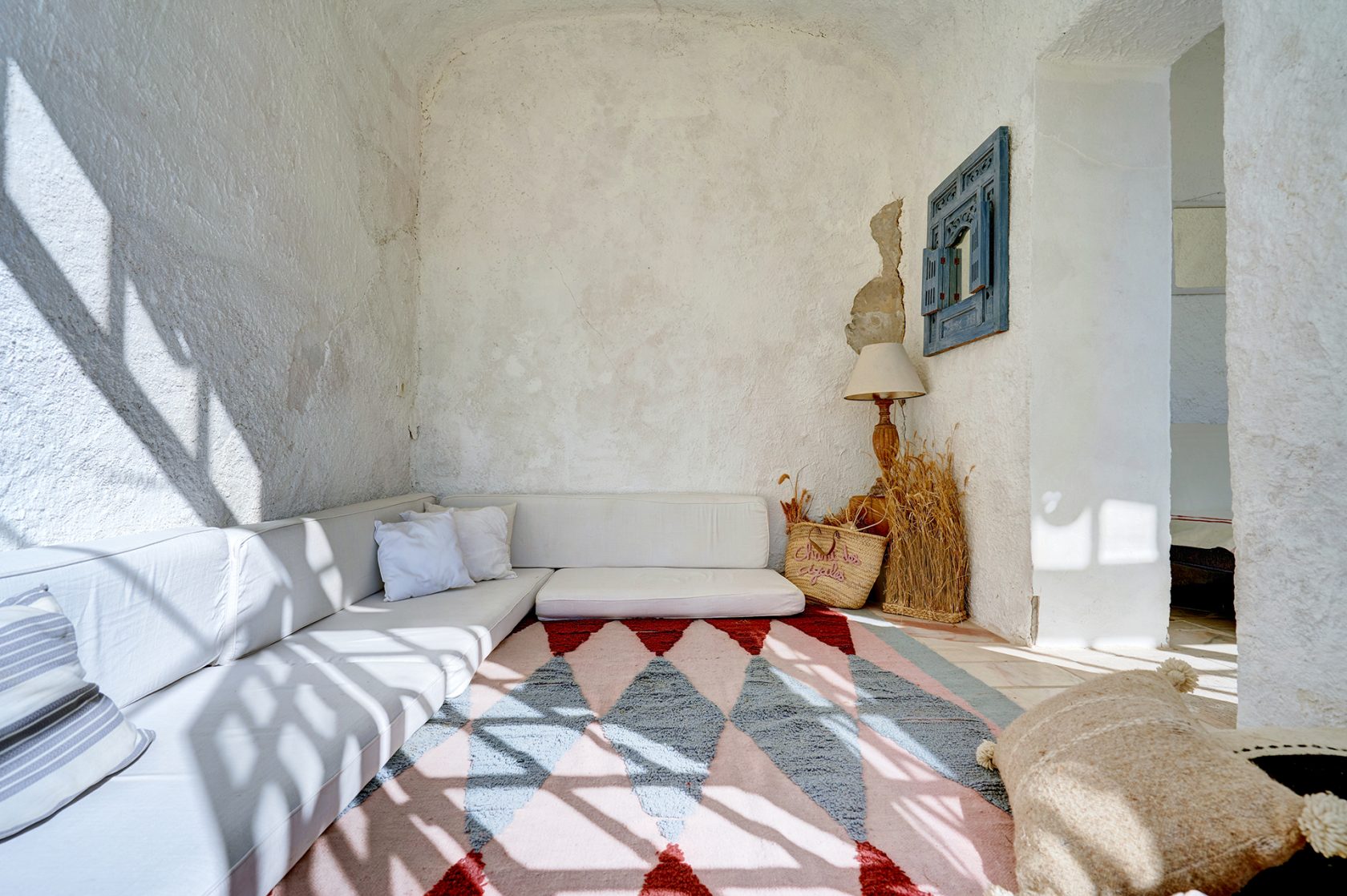 Andalusian villa with Mediterranean decoration