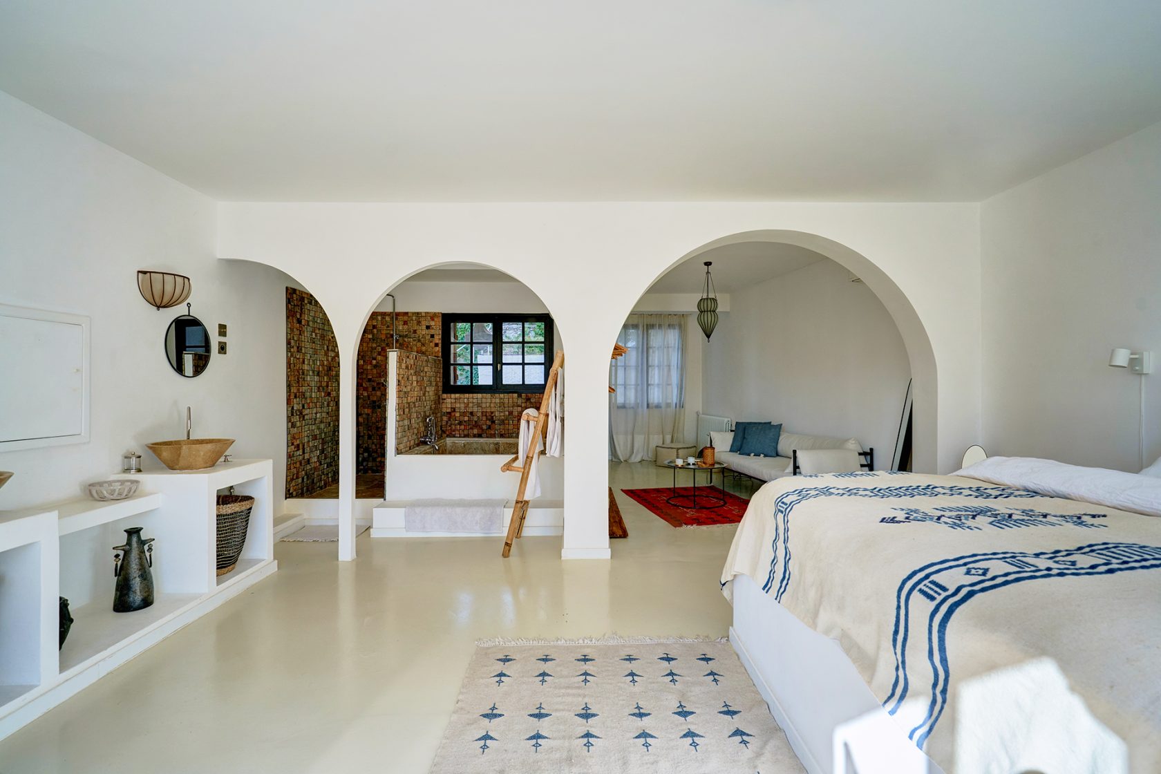 Andalusian villa with Mediterranean decoration