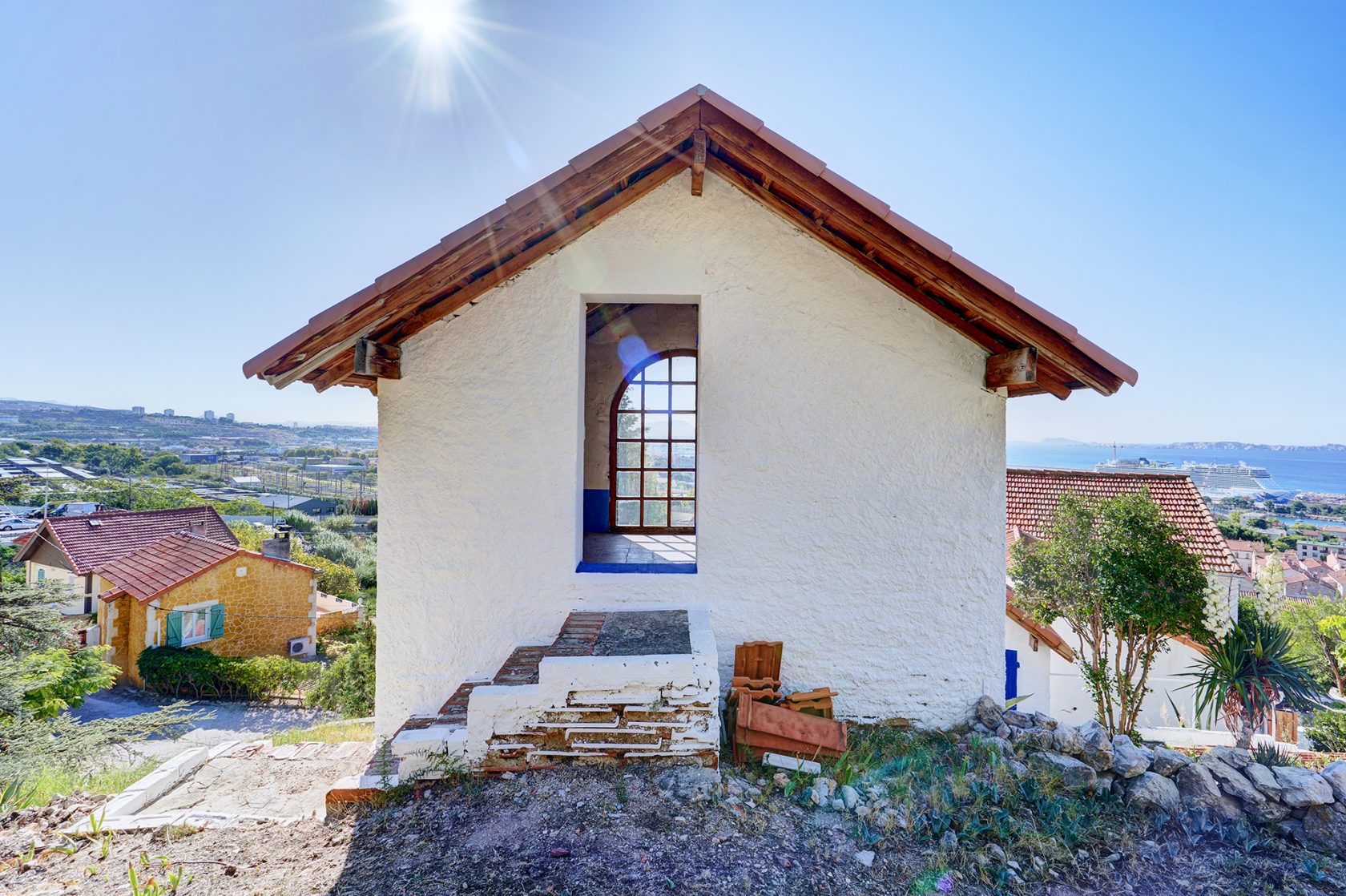 Andalusian villa with Mediterranean decoration