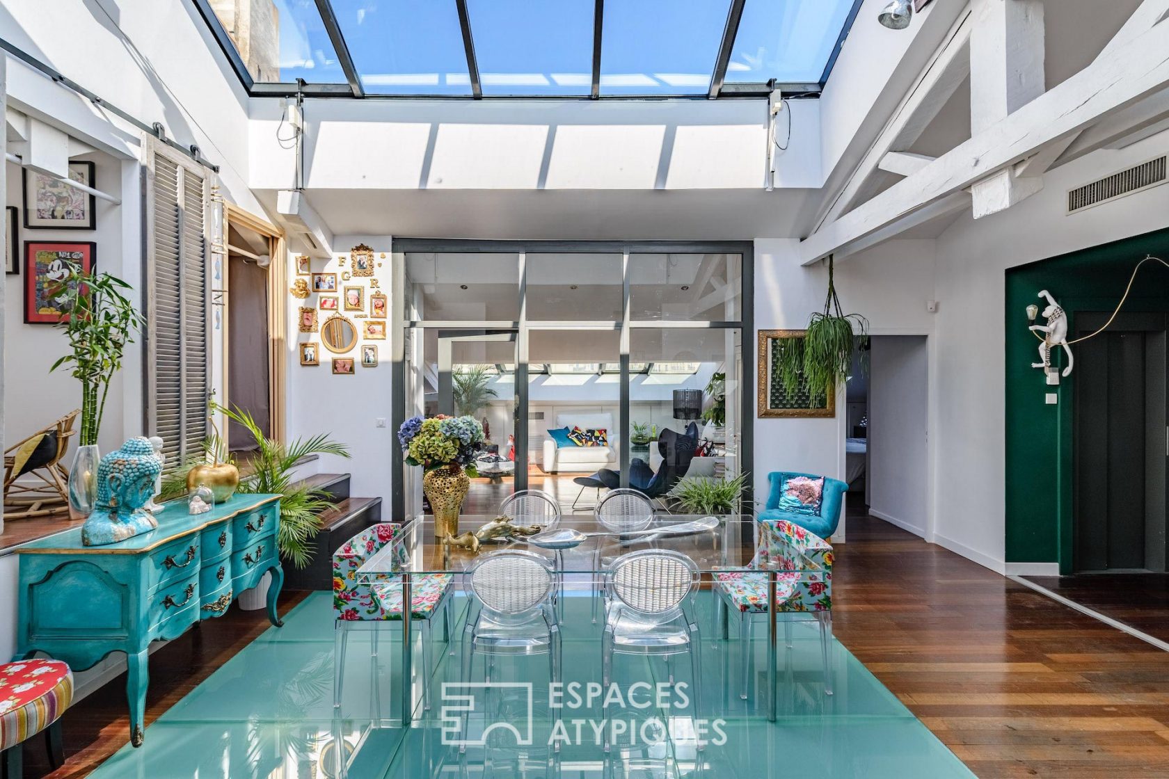 Atypical loft in Marseille