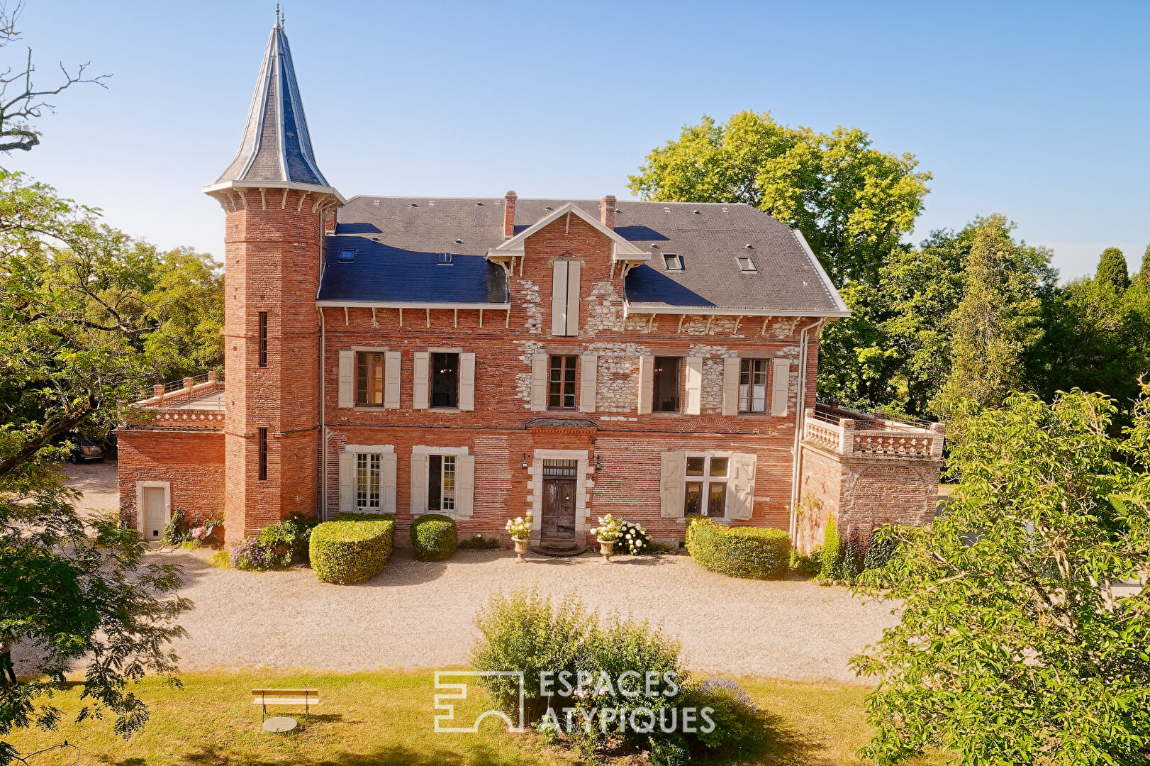 Manor castle and its renovated dovecote