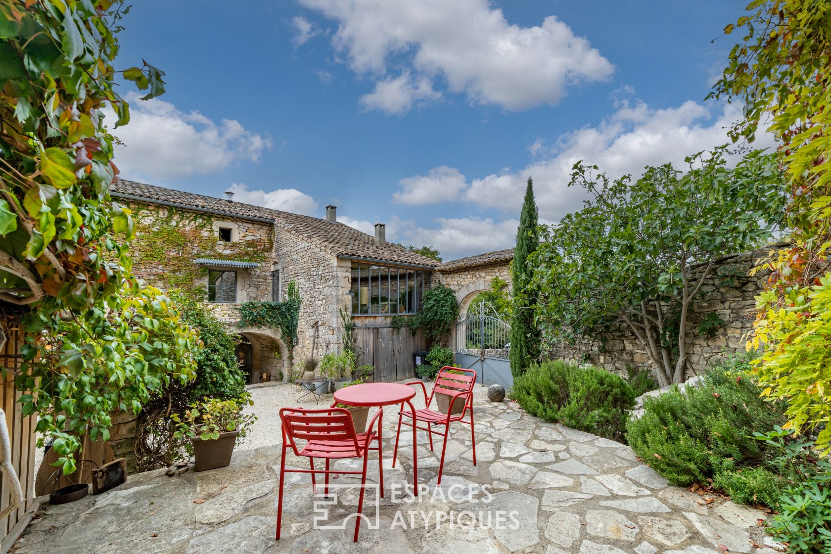 Provencal stone estate with glass roof