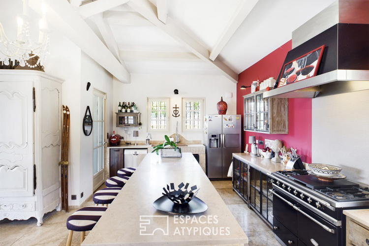 Villa contemporaine au milieu des vignes