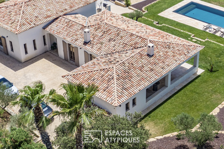 Villa contemporaine au milieu des vignes