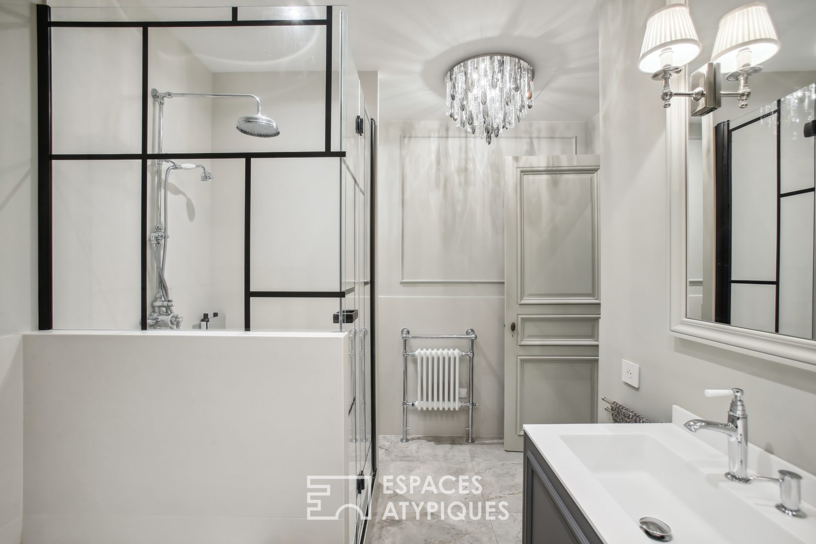 Appartement haussmannien et contemporain niçois