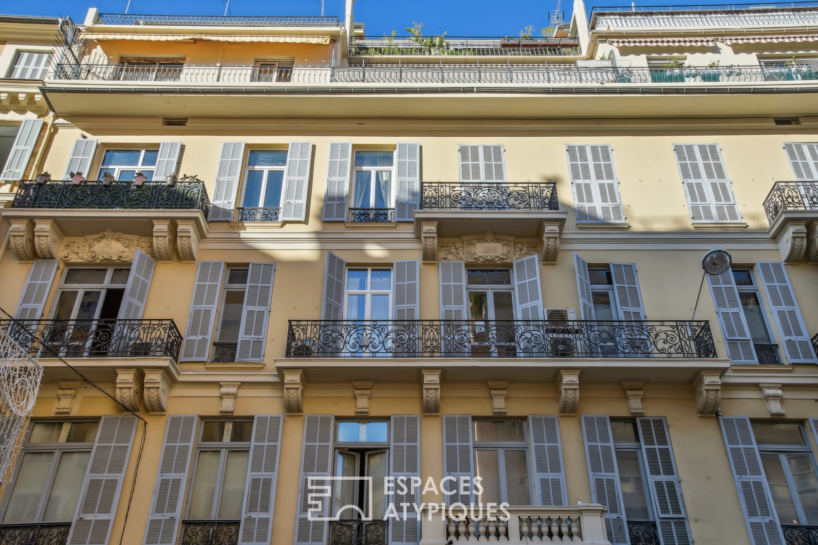 Appartement haussmannien et contemporain niçois