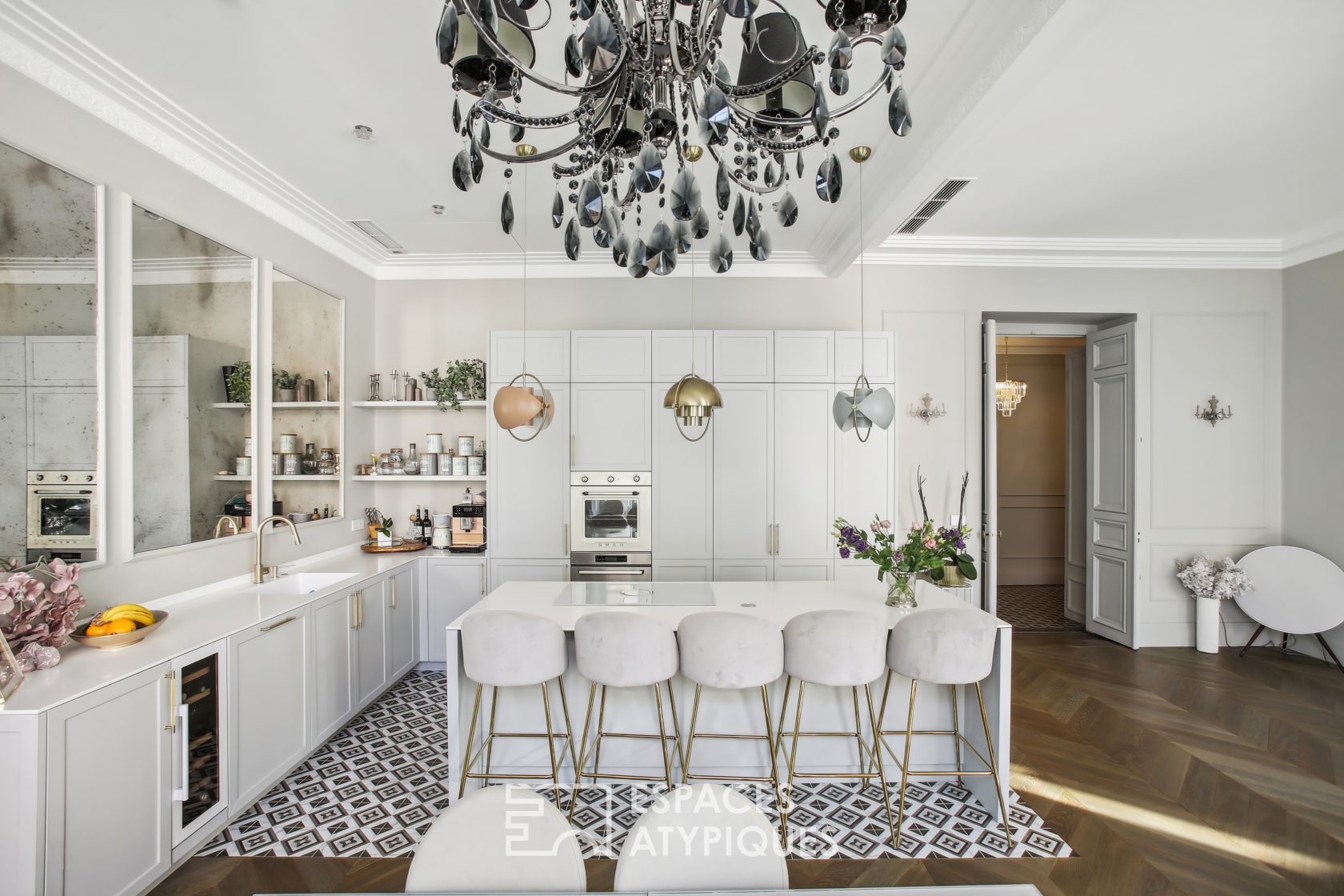 Appartement haussmannien et contemporain niçois