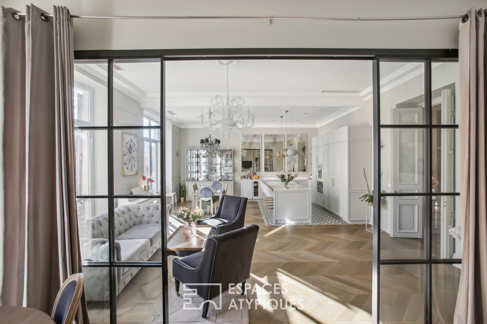 Appartement haussmannien et contemporain niçois