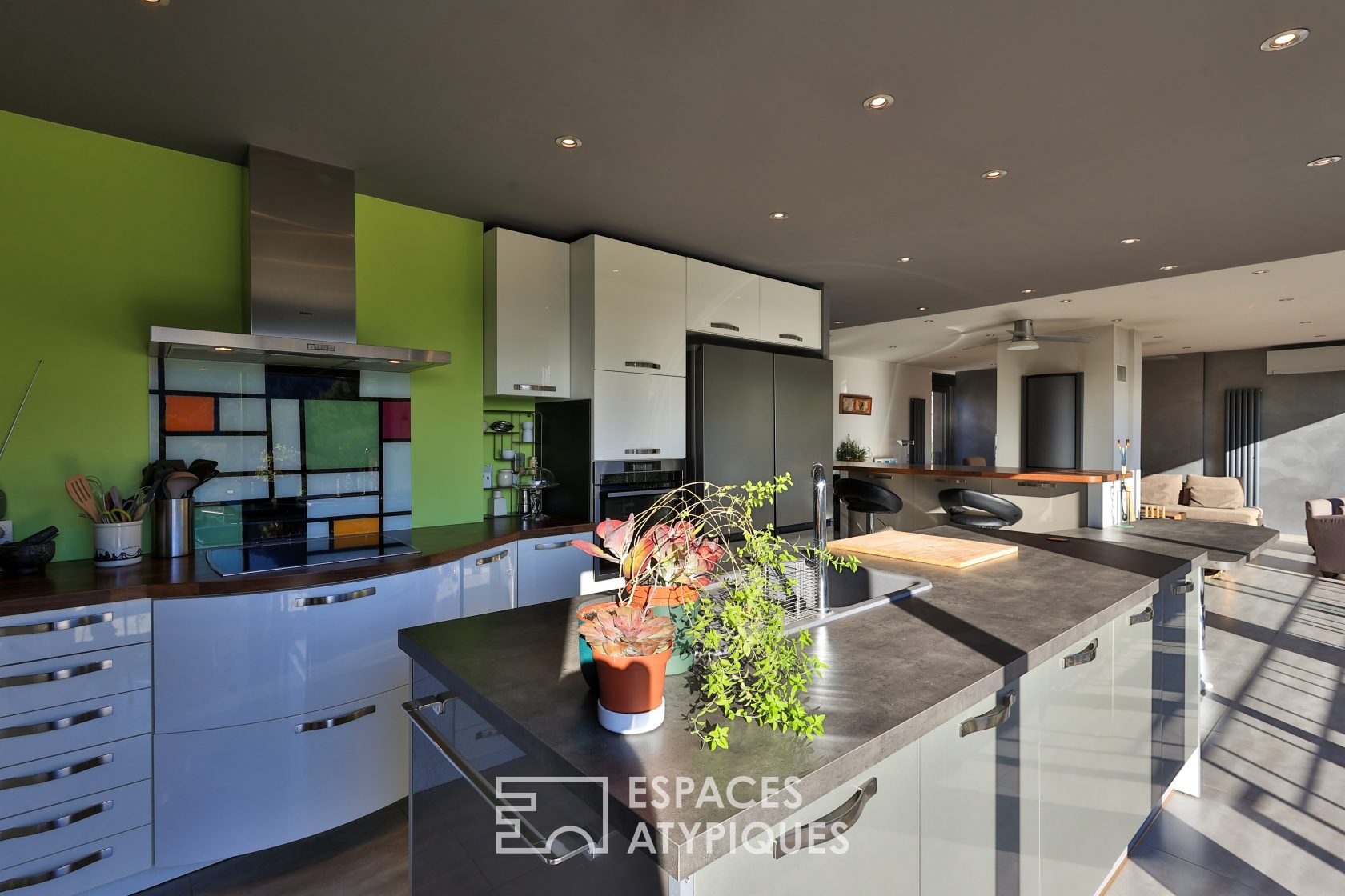 Modernist architect’s villa from the 60’s