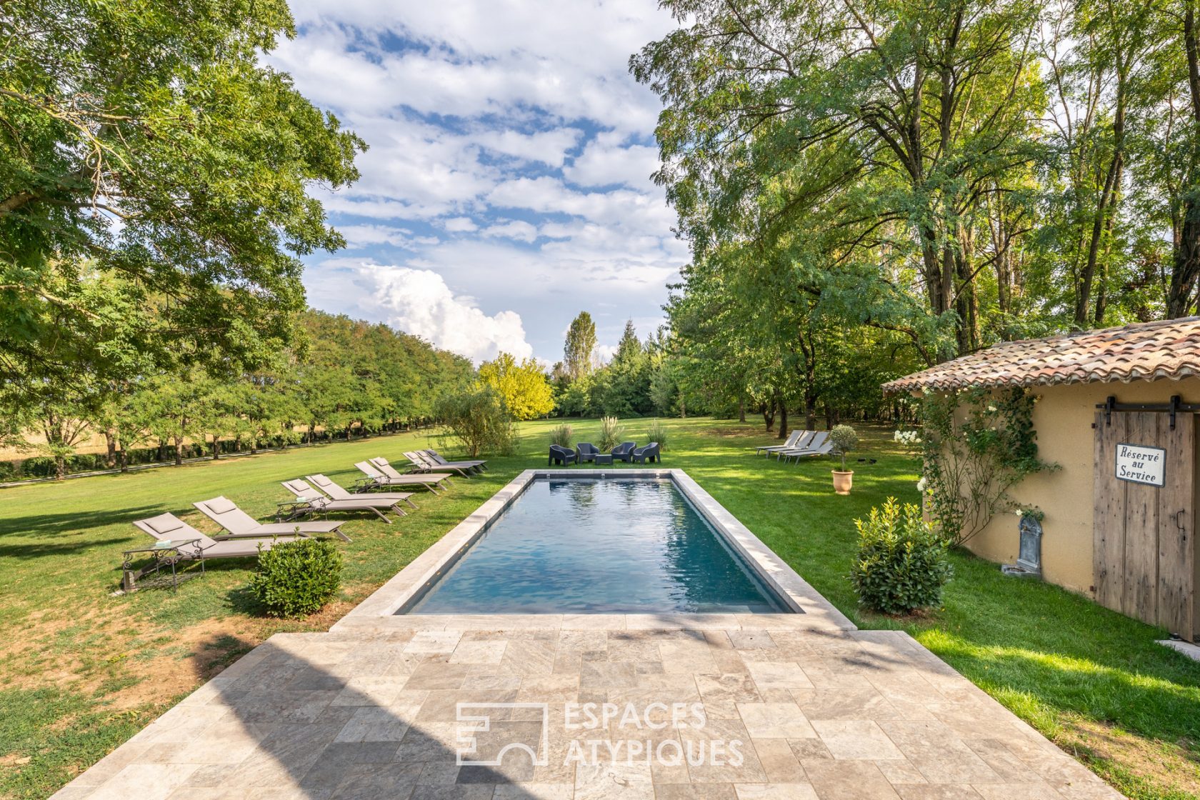 Domaine bucolique à la campagne