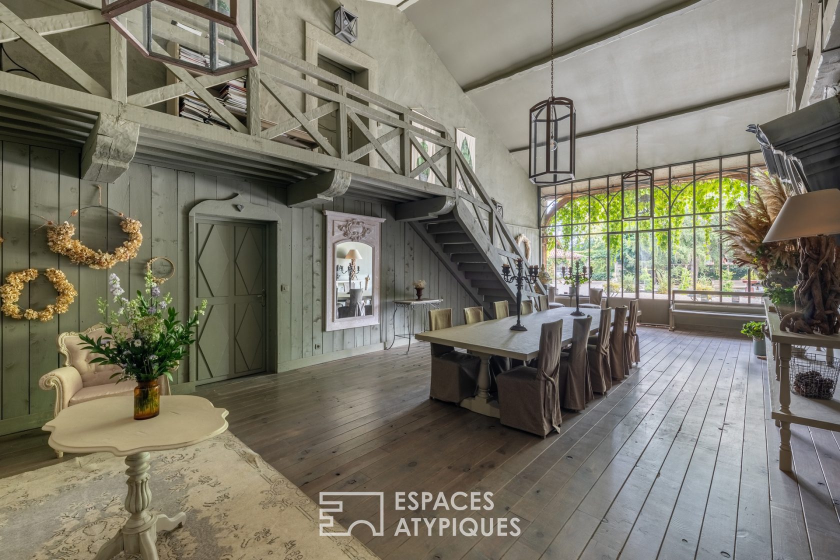 Bucolic estate in the countryside