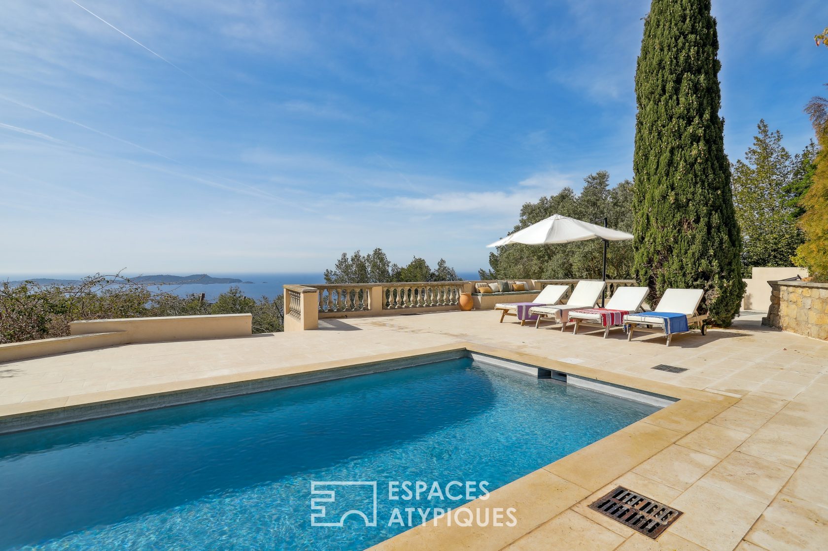 Sea view villa with Mediterranean garden
