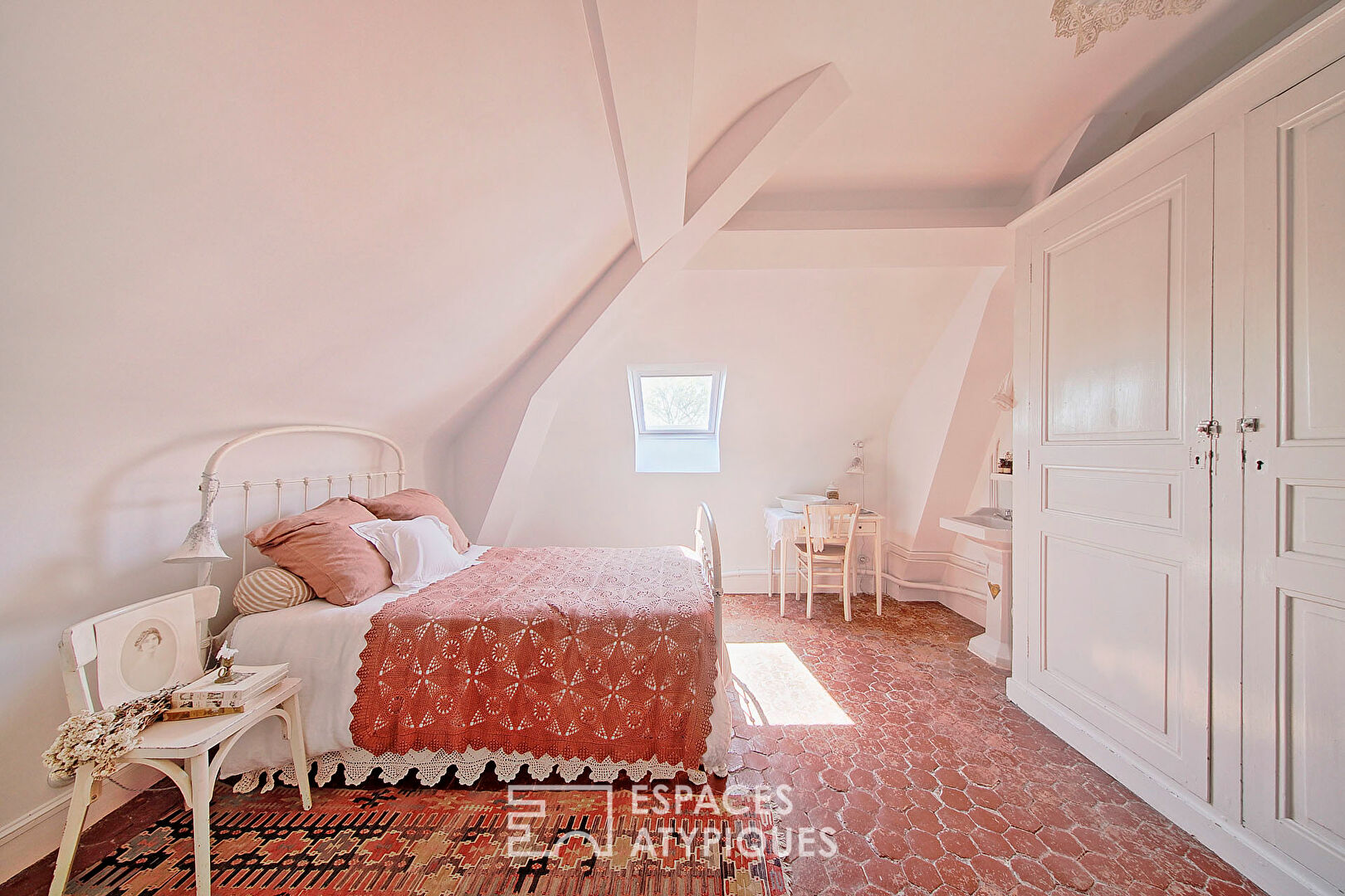 Bourgeois house surrounded by a garden