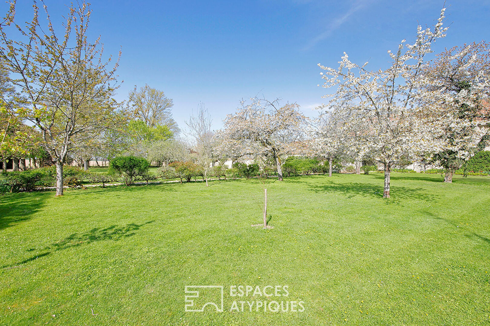 Bourgeois house surrounded by a garden