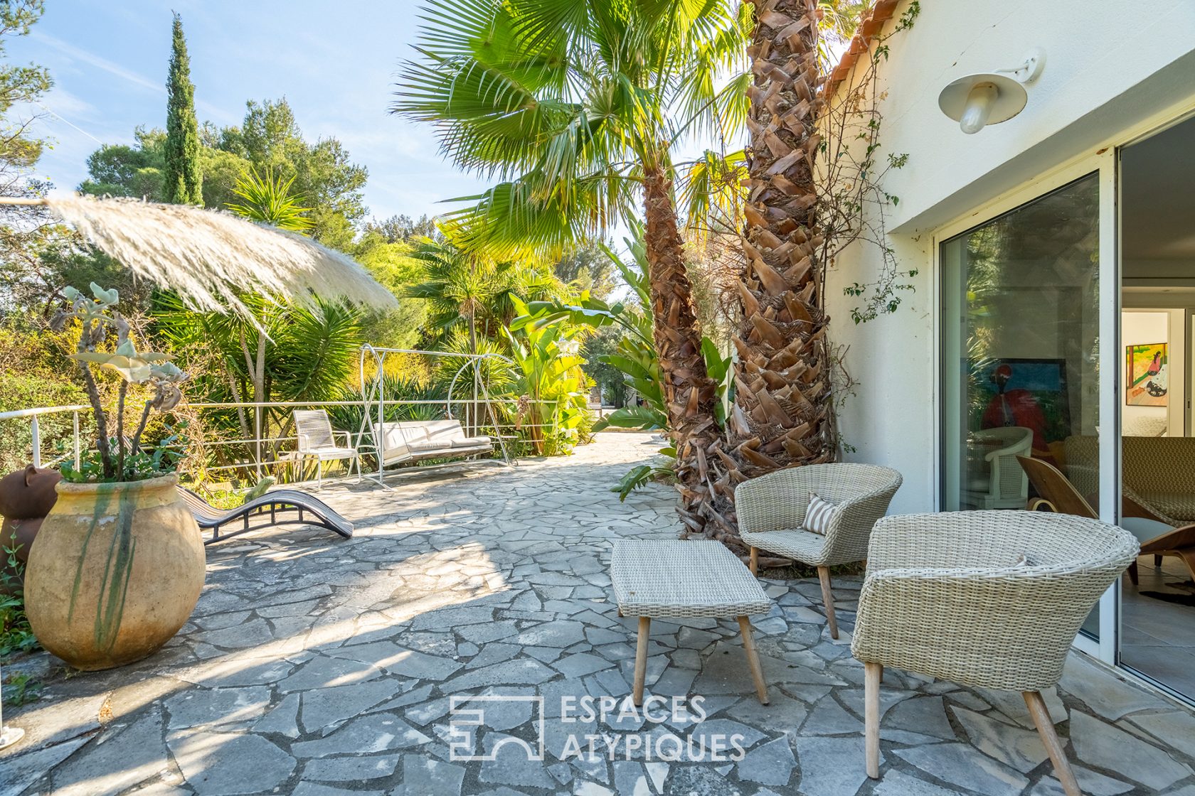 Polpo Californian house with swimming pool