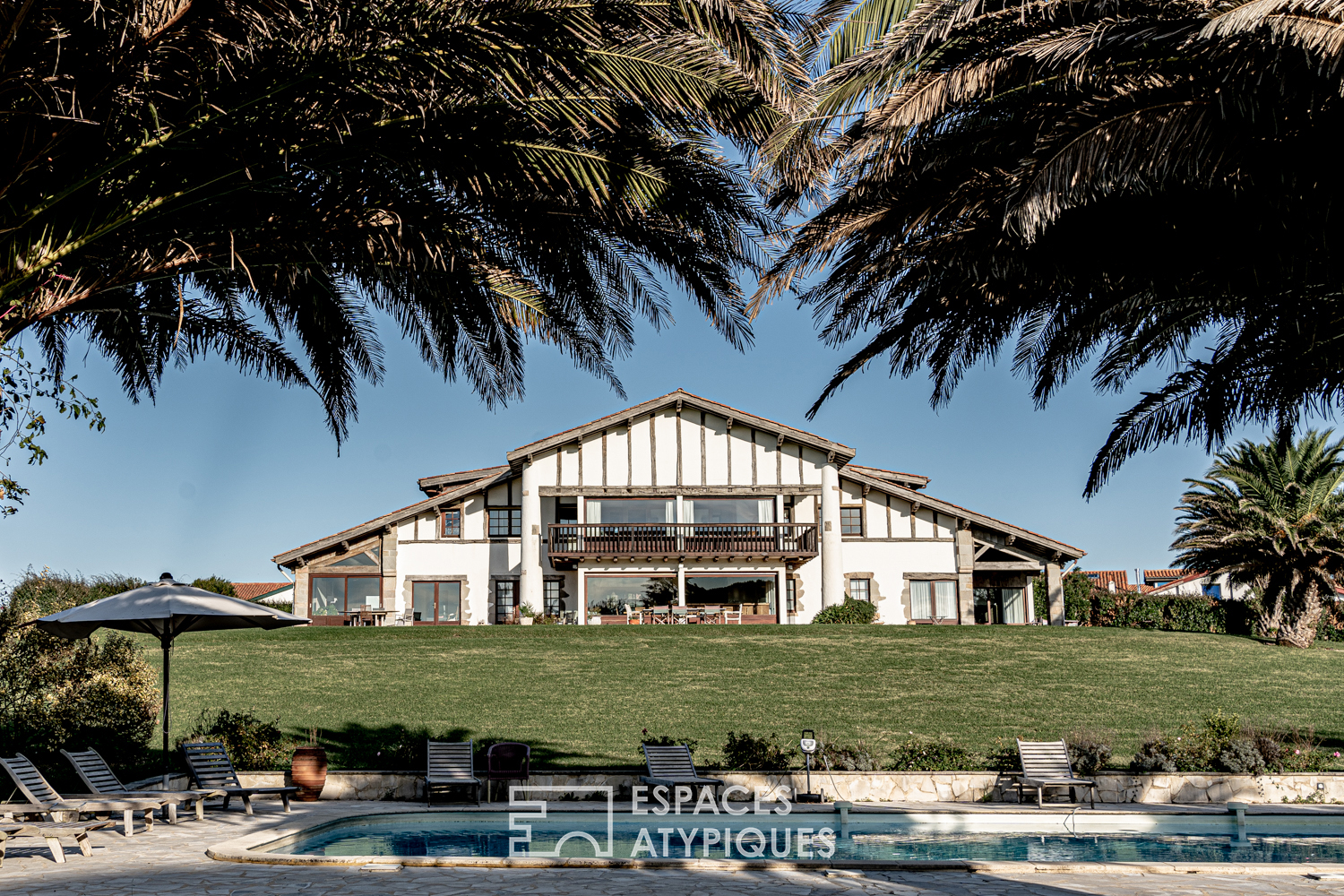 Villa basque vue mer et montagnes