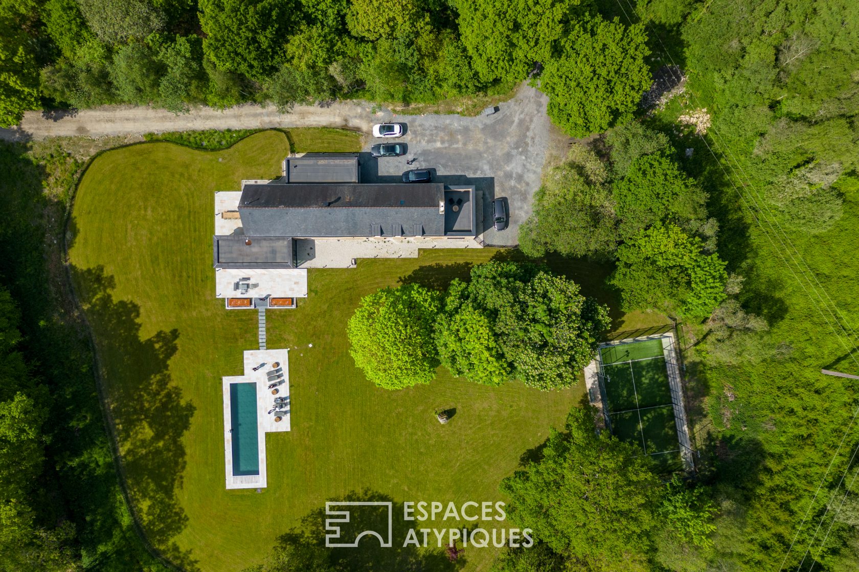 Maison au coeur d’une forêt de 9 hectares