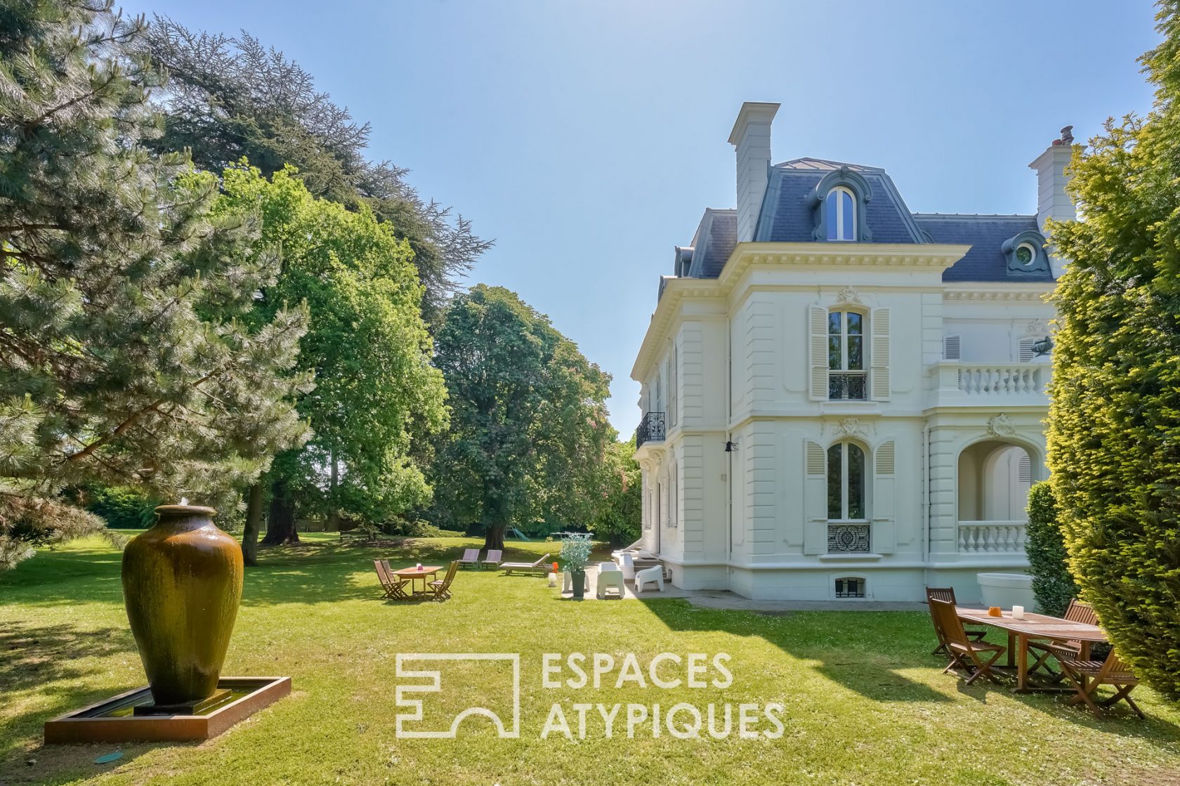 Maison de Maitre dans un cadre verdoyant