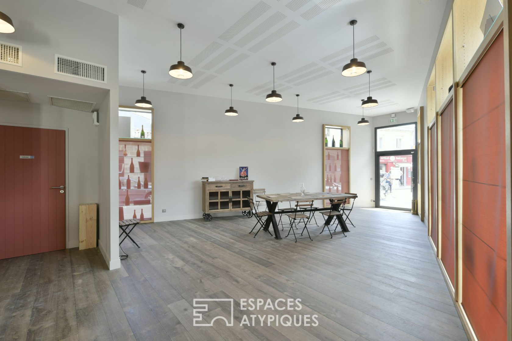 Space with wine cellar