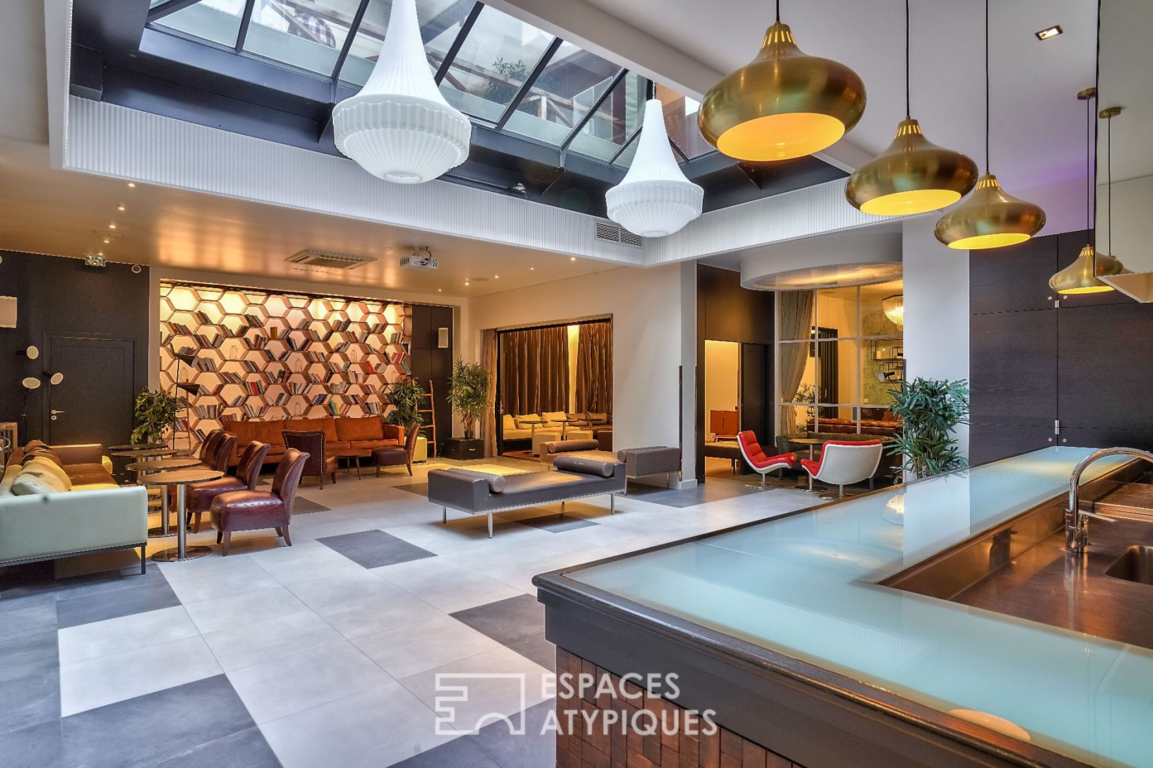 Bastille loft