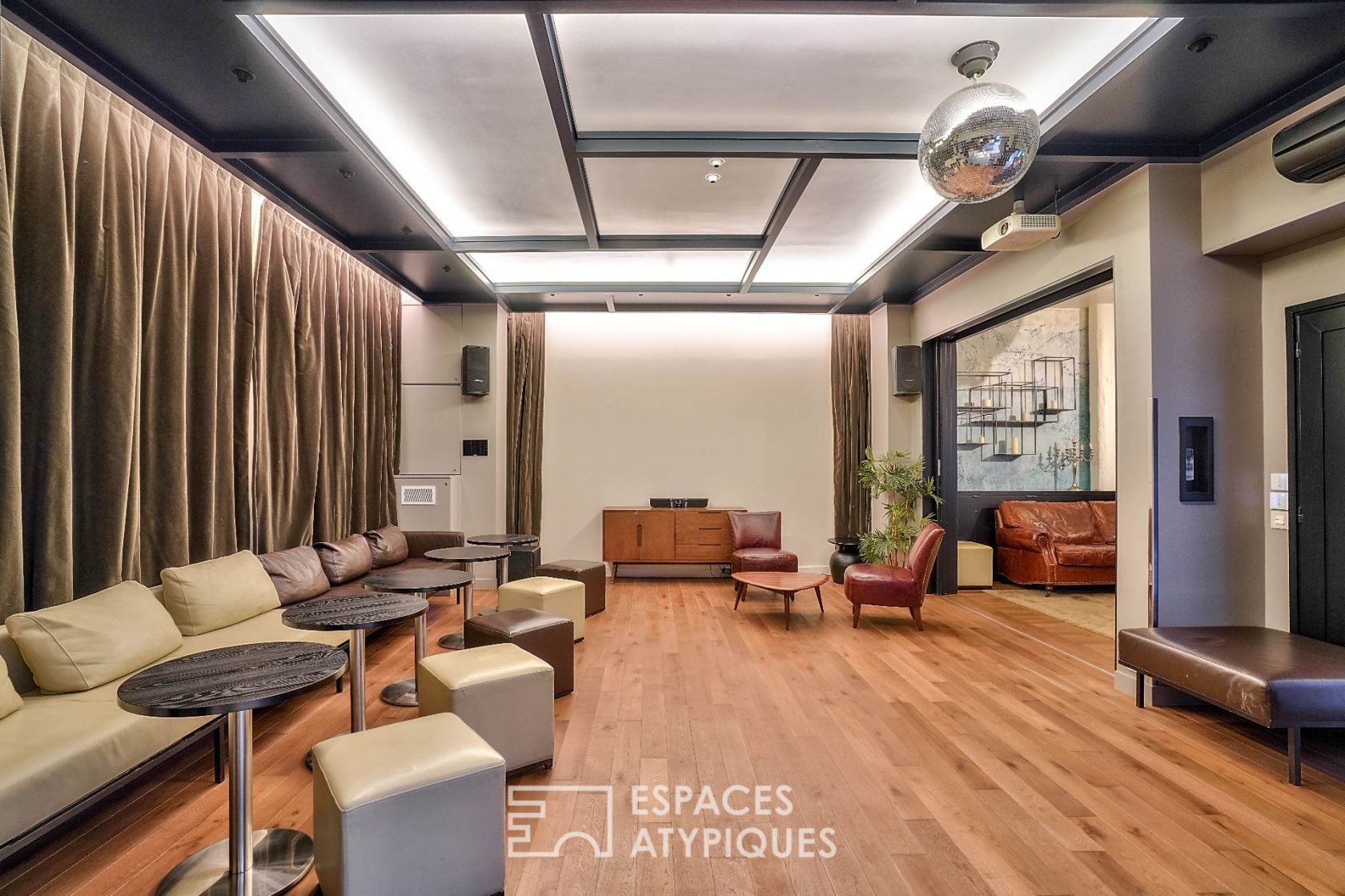 Bastille loft