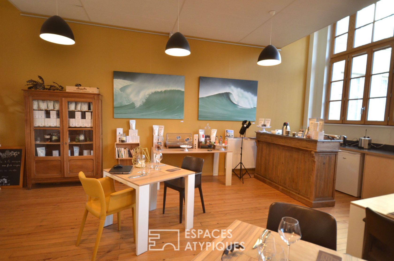 Modern Restaurant