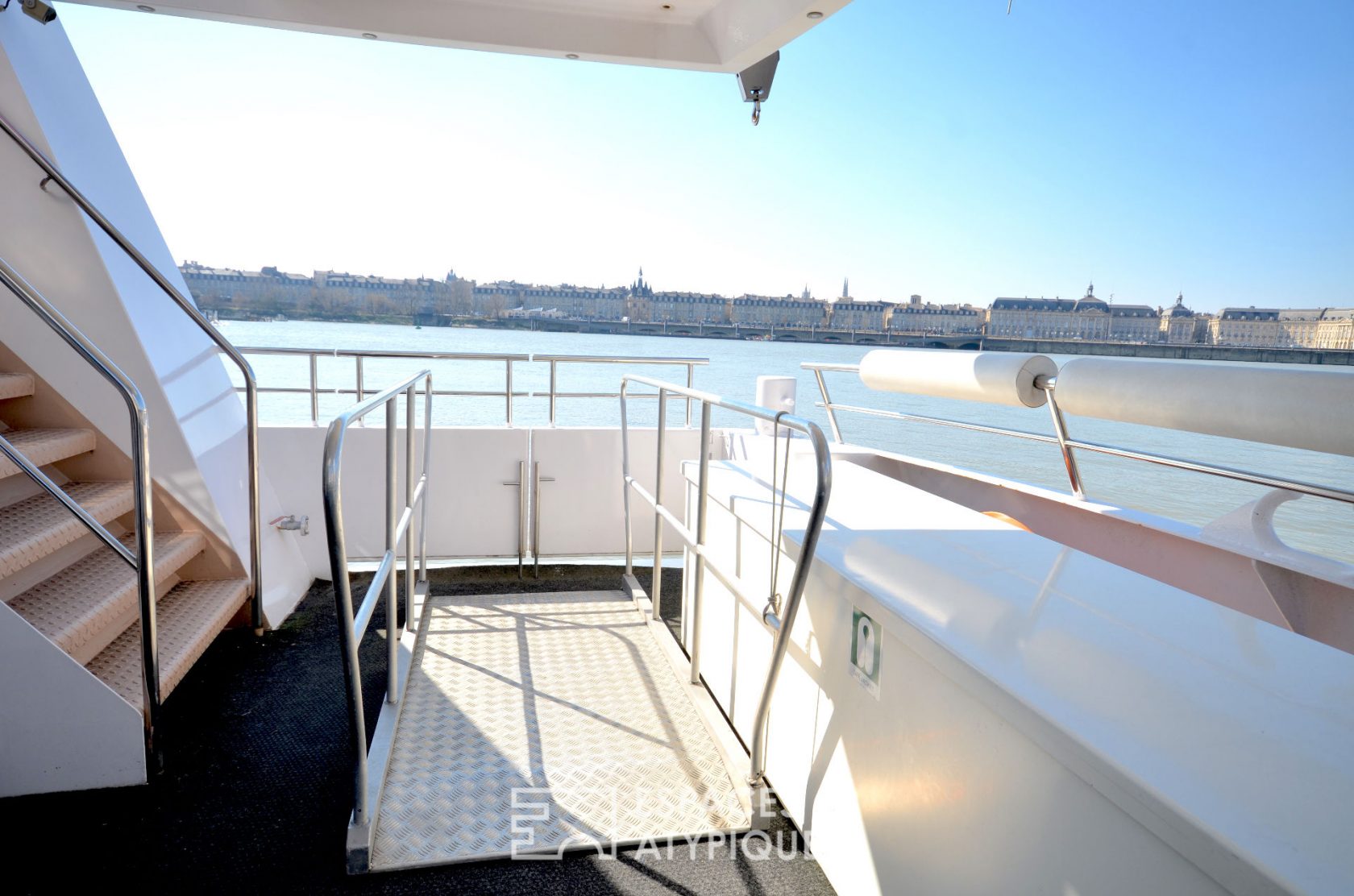 The flat boat