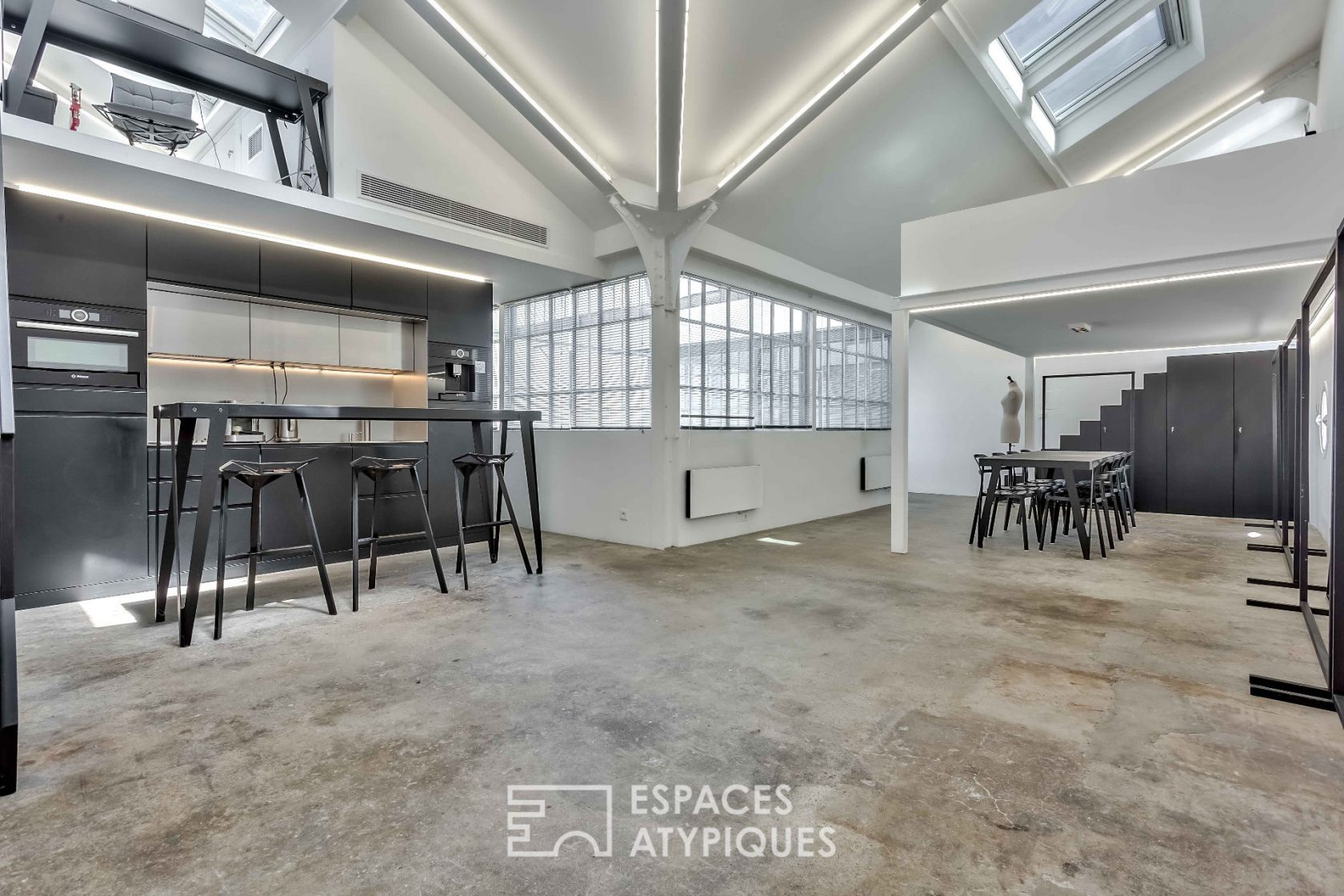 Temple loft