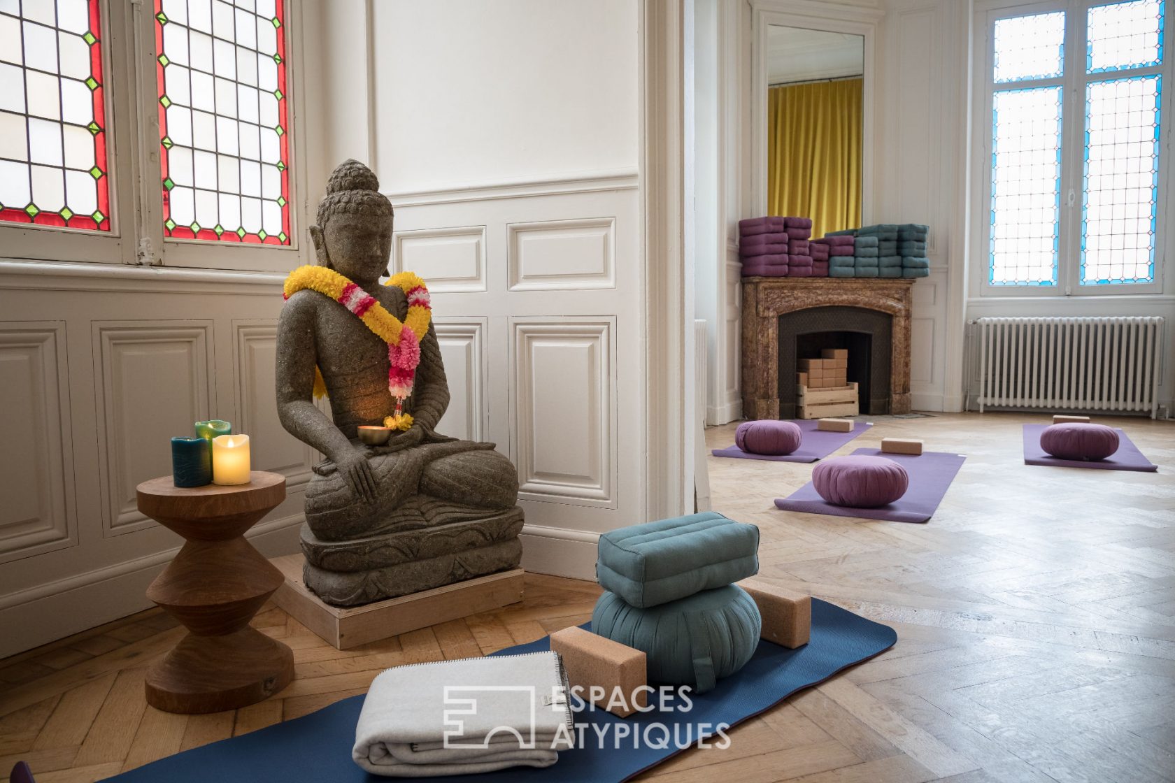 Zen and chic living space