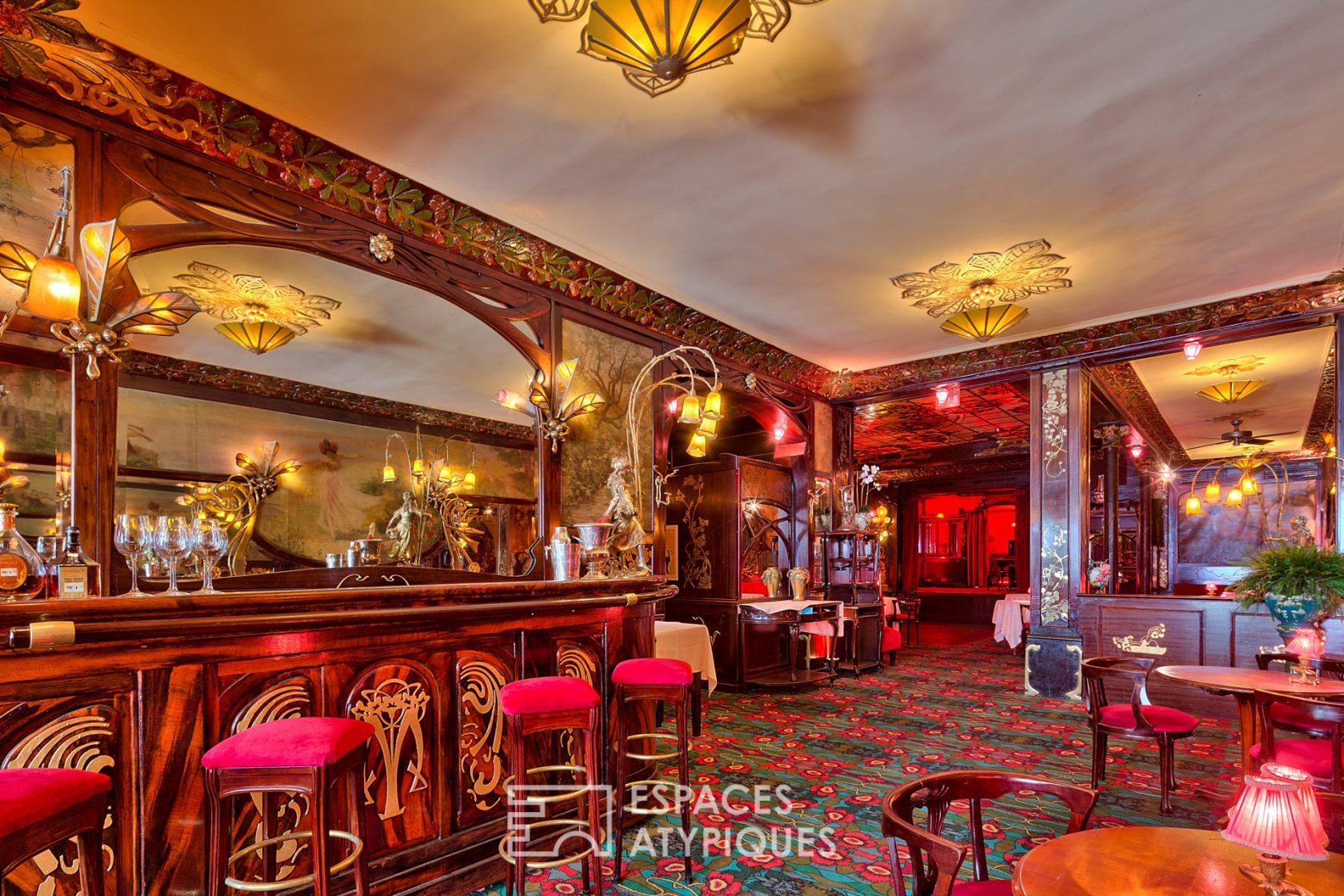 Art Nouveau salons