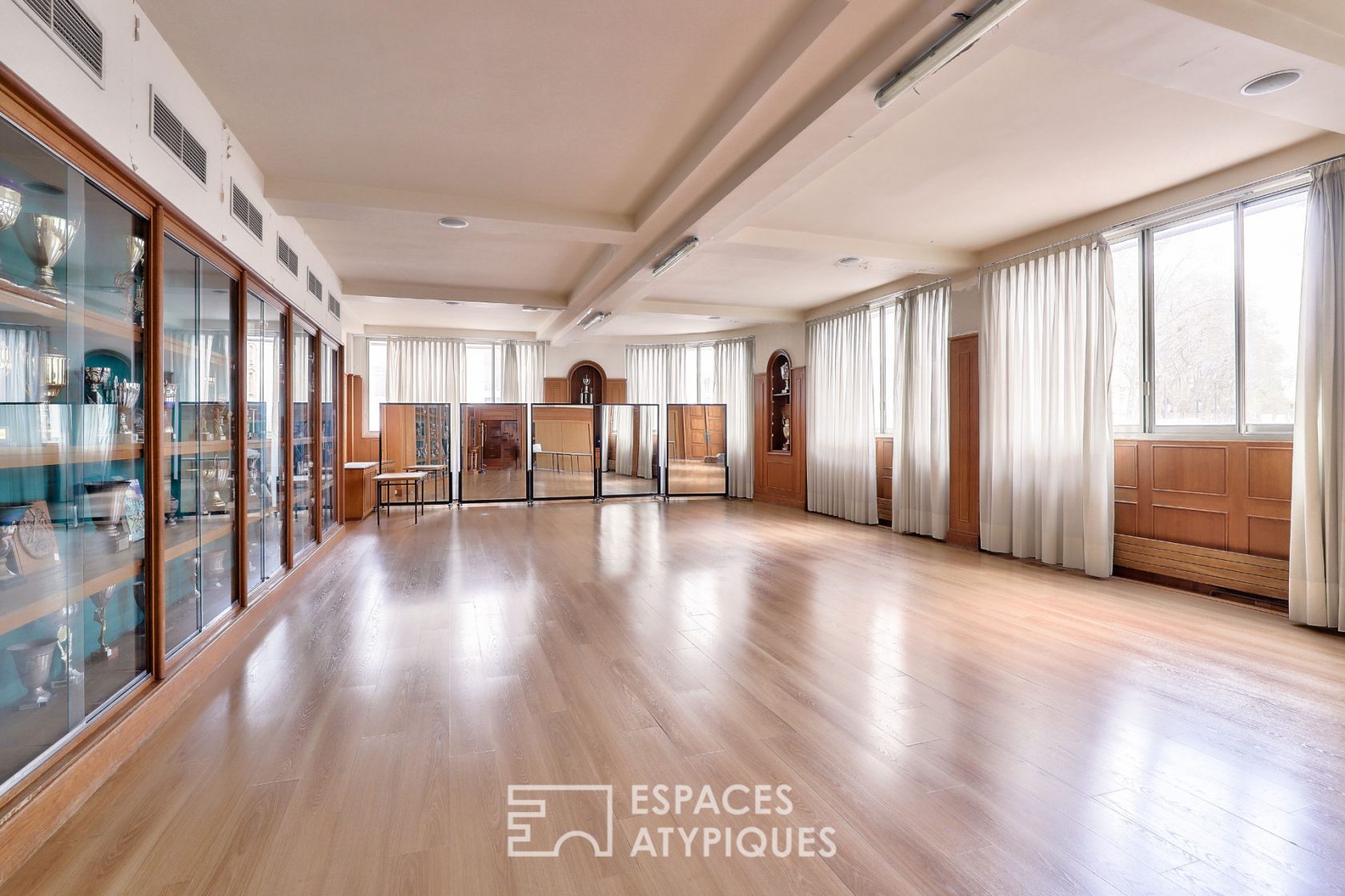 Sports Club