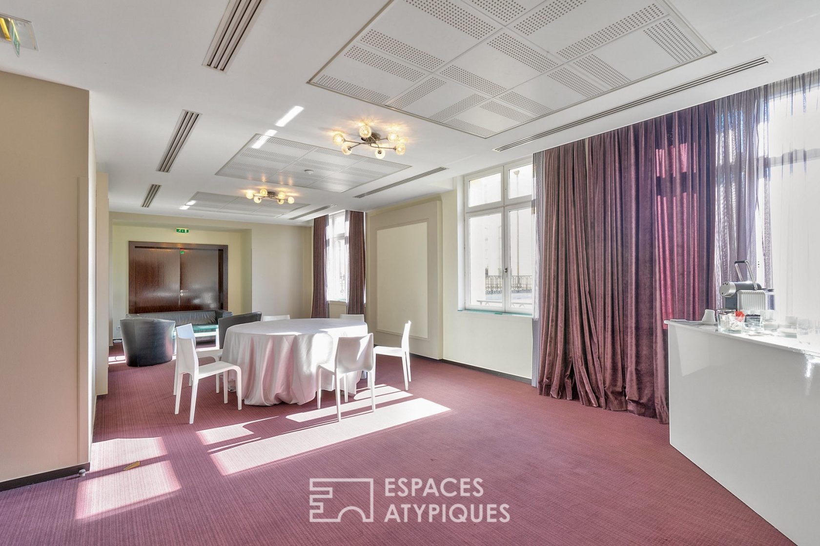 The credit room