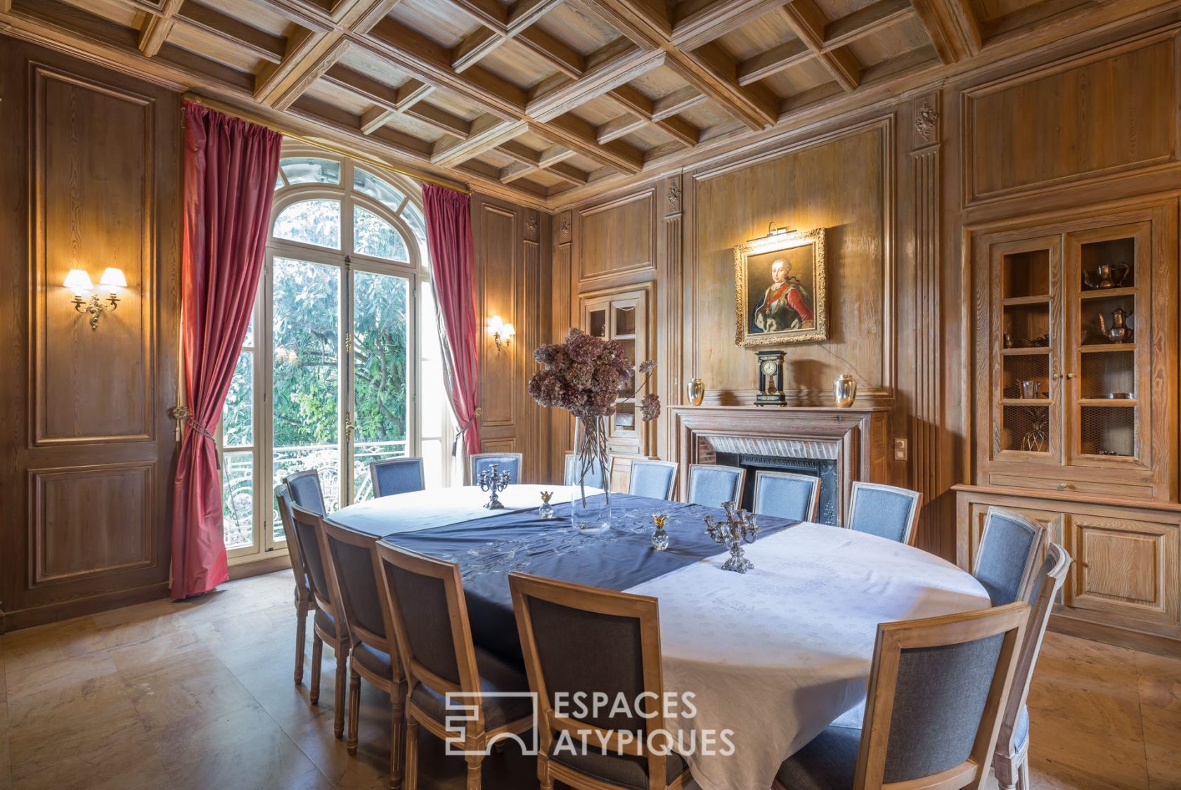 Private mansion 16