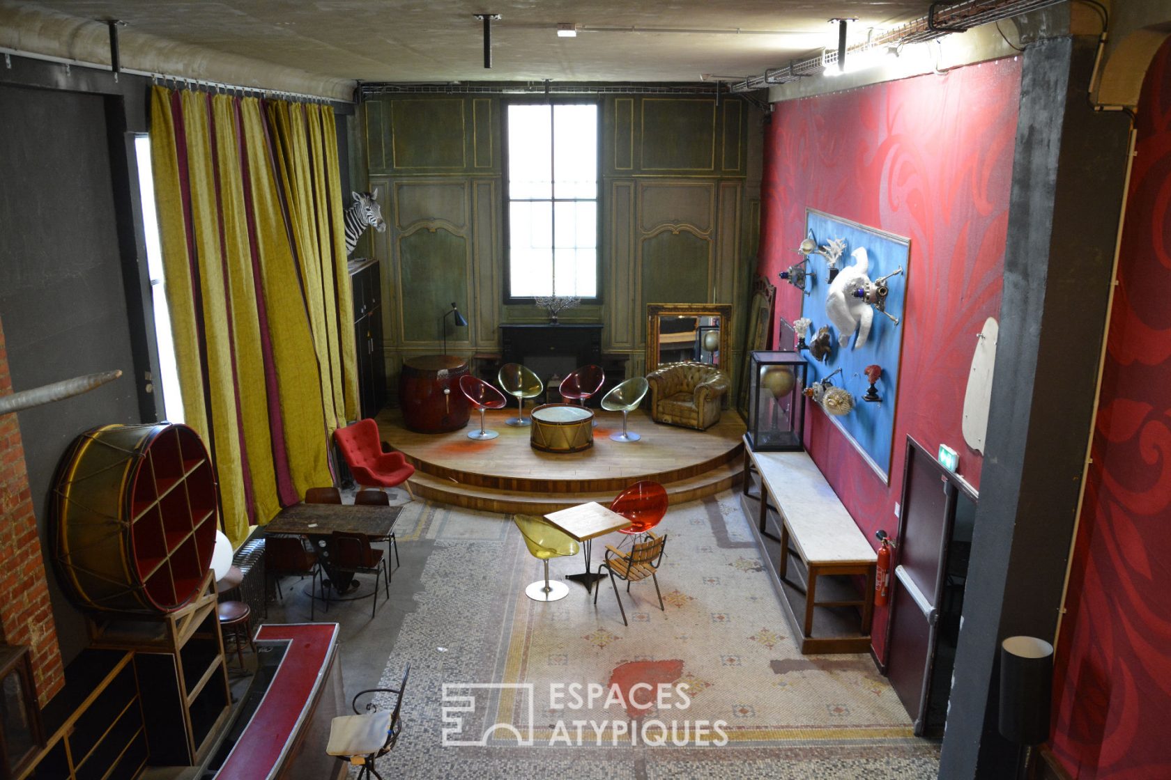 Curiosity room 20