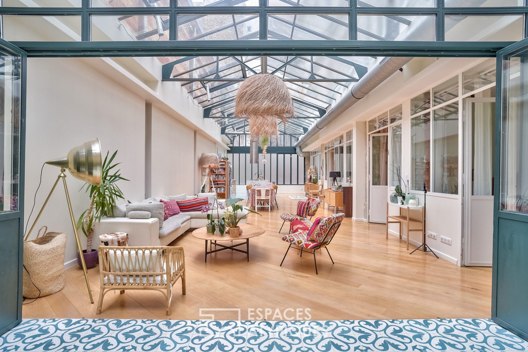Loft with closed patio