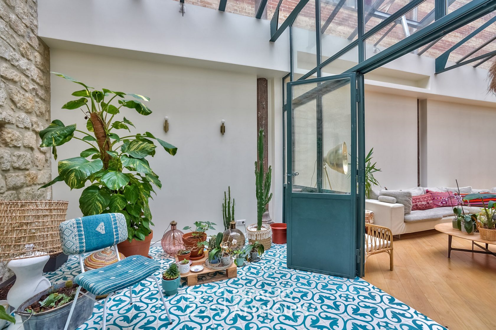 Loft with closed patio