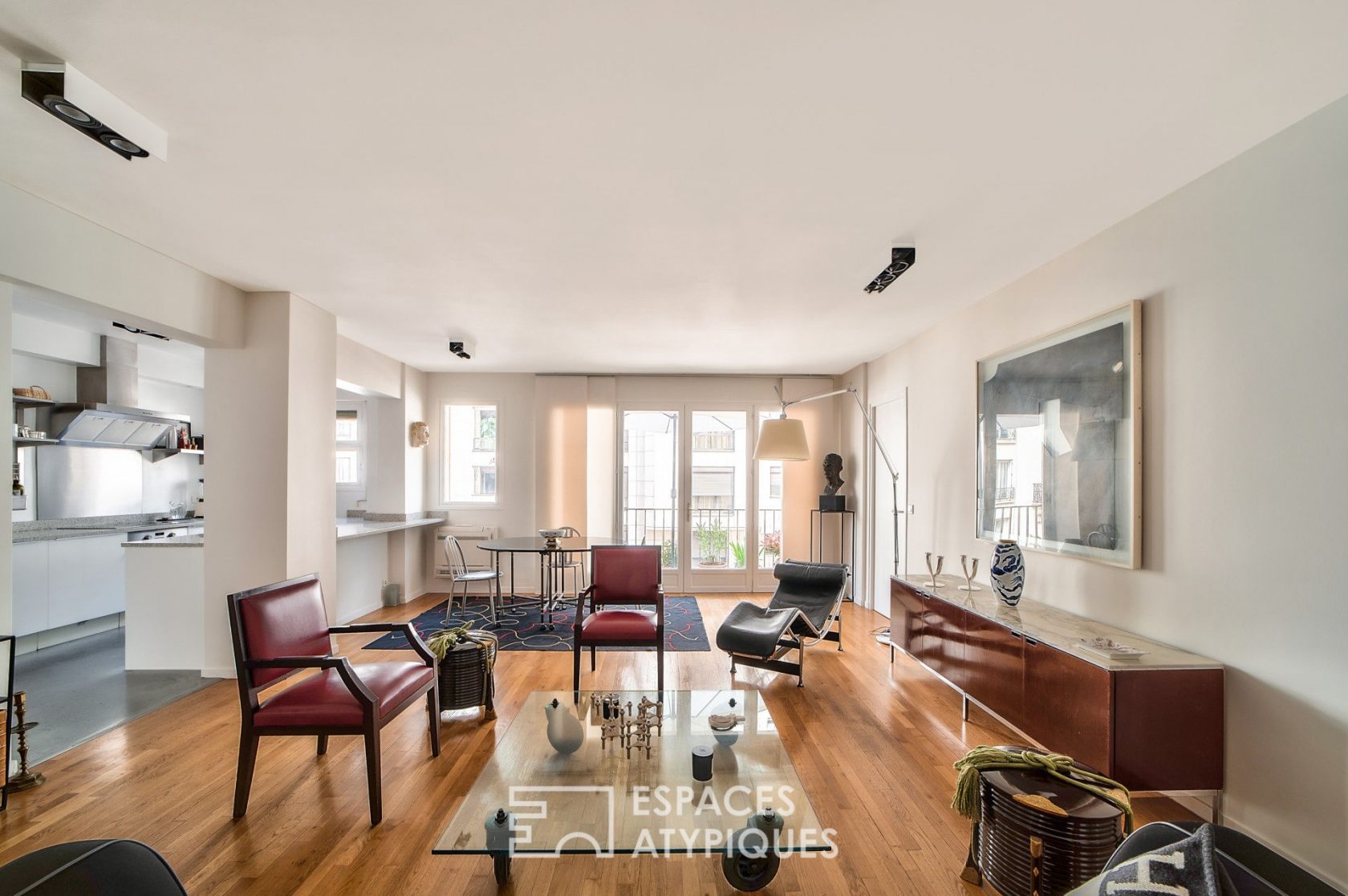 Apartment 94