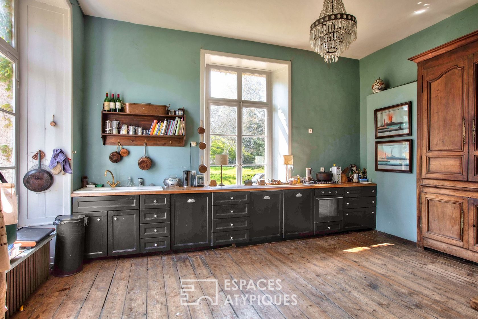 Breton Residence