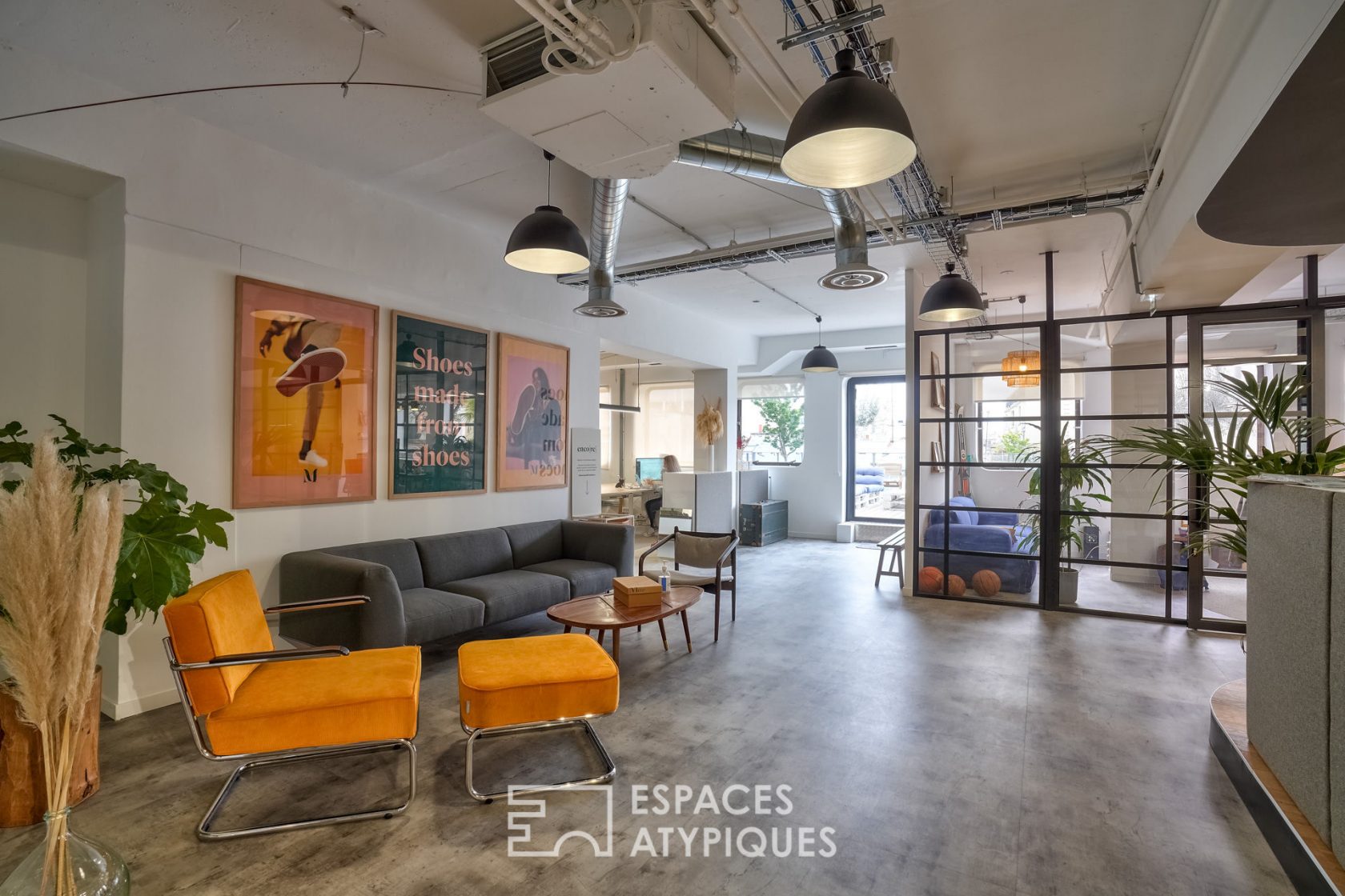 Showroom-Office