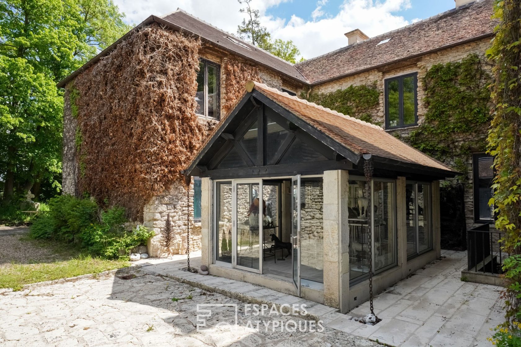 Architect house with artist’s studio