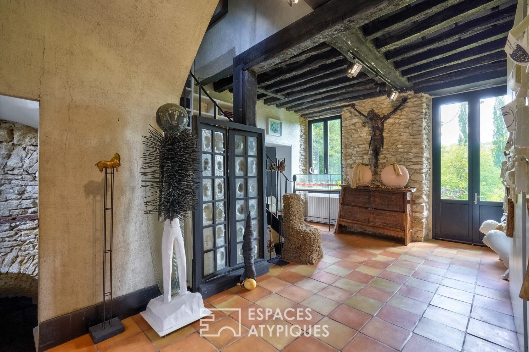 Architect house with artist’s studio