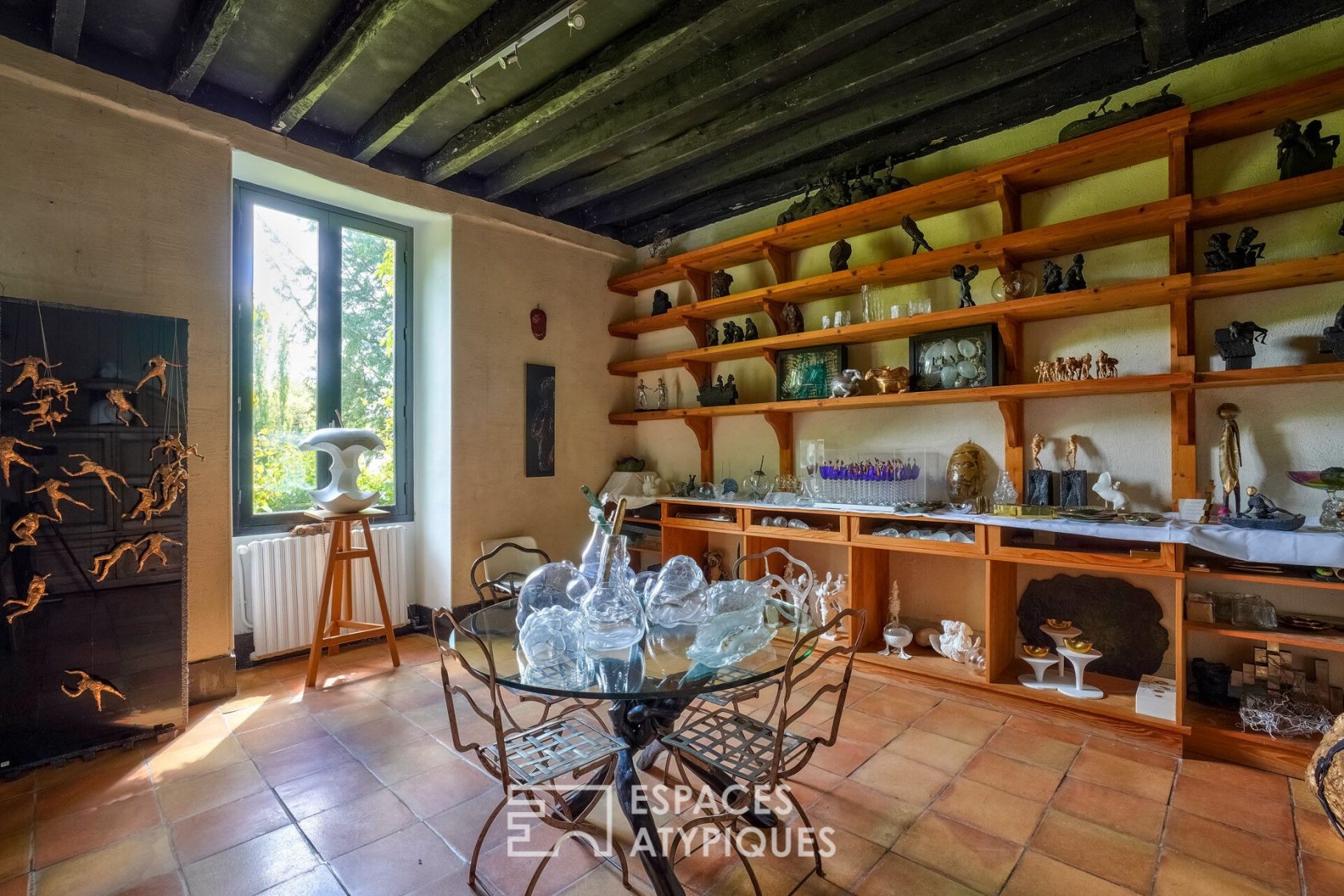 Architect house with artist’s studio