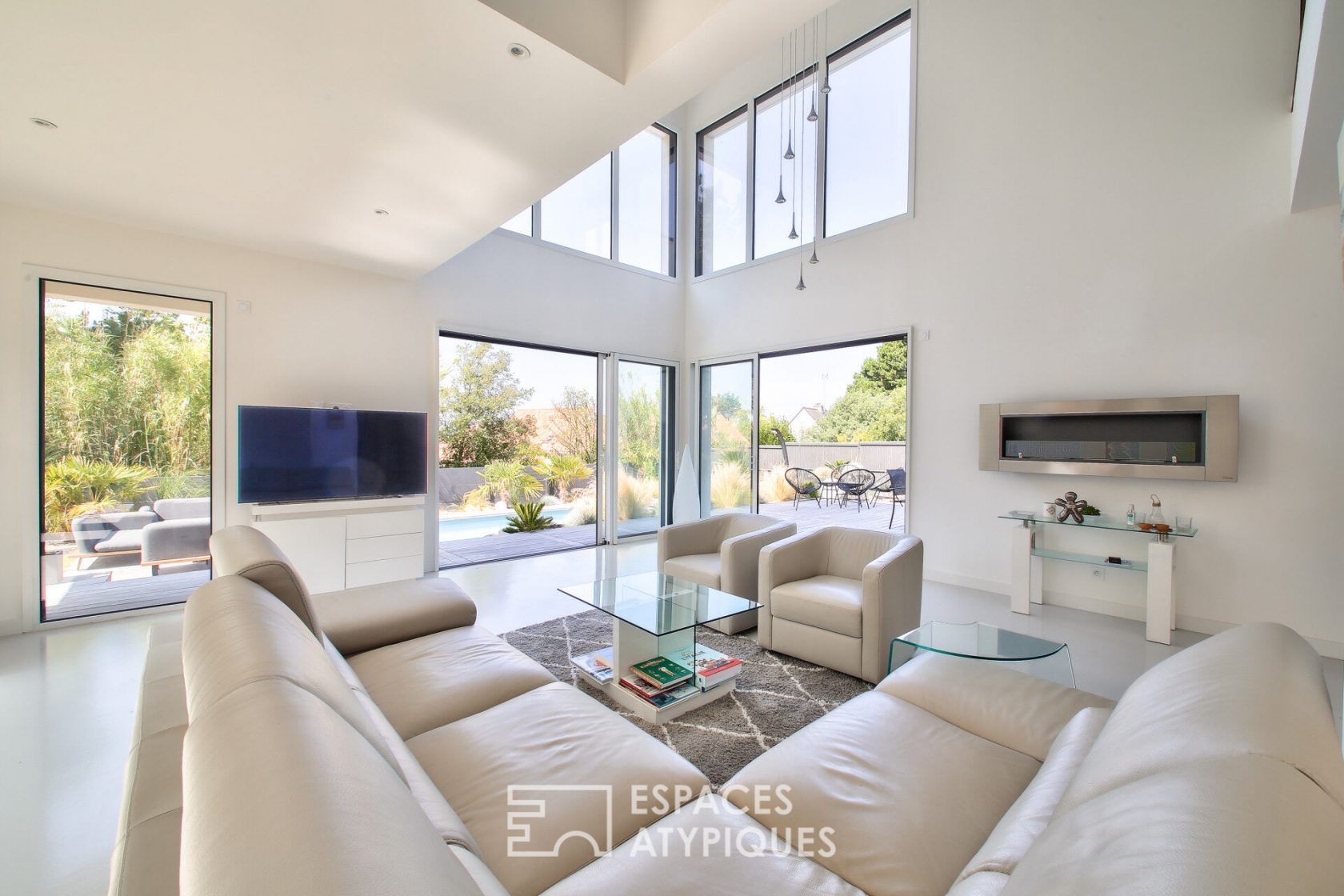 Contemporary villa La baule