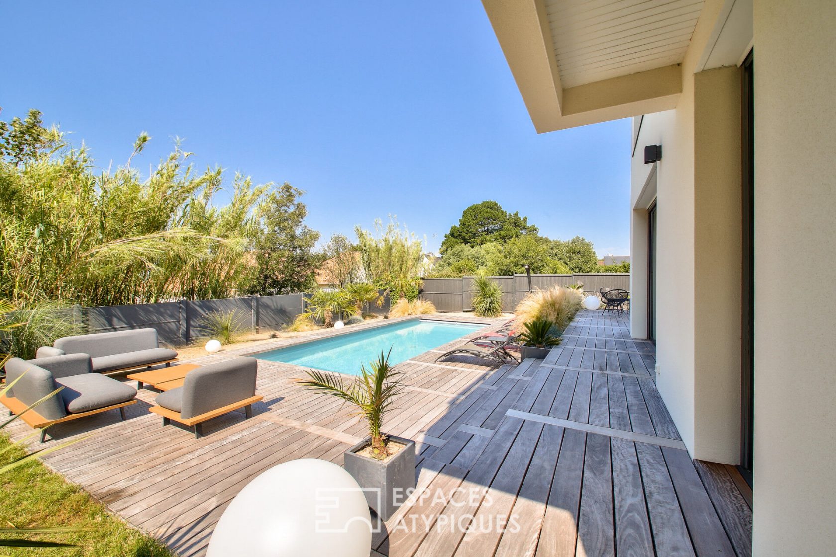 Contemporary villa La baule