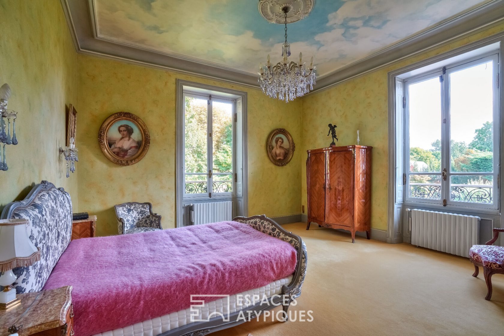 Private mansion 92