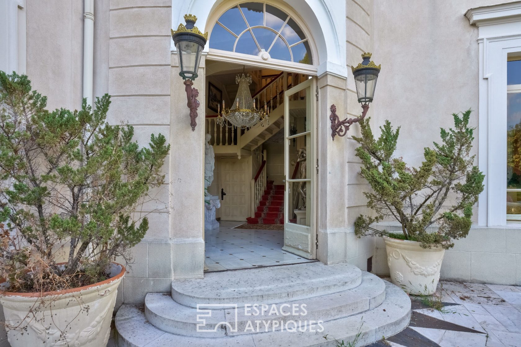 Private mansion 92