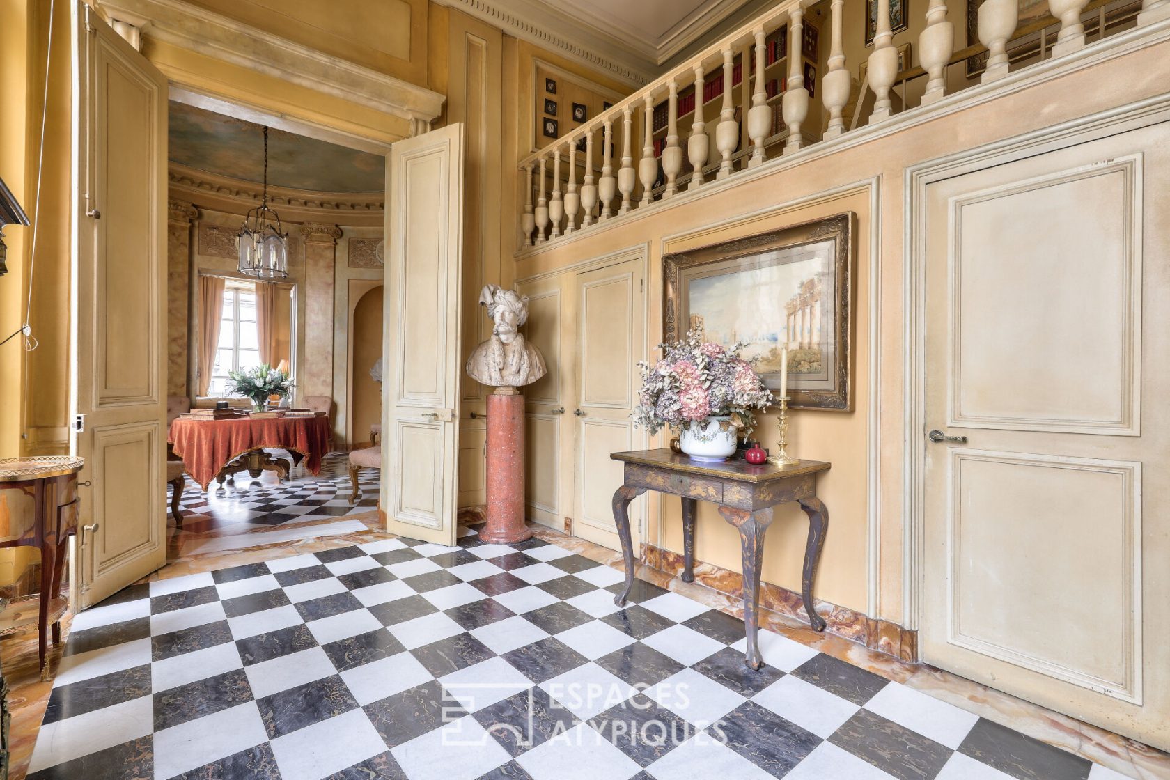 Classic apartment