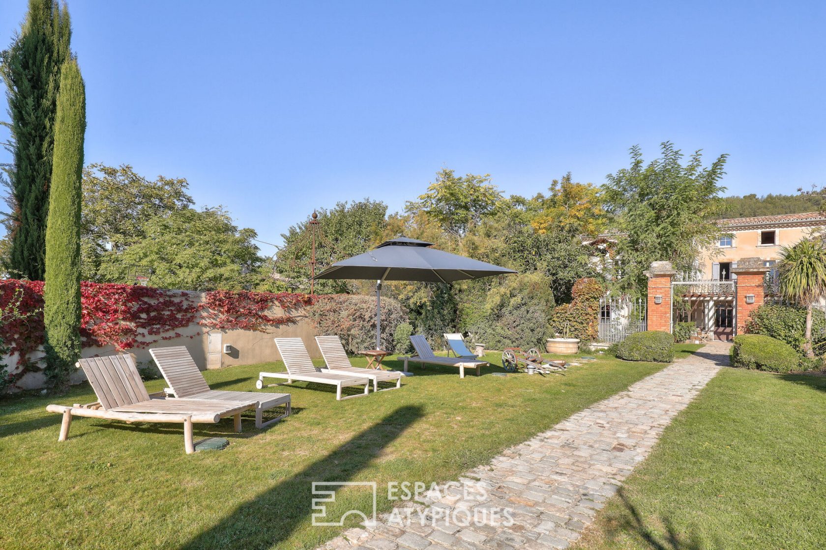 The Provencal farmhouse