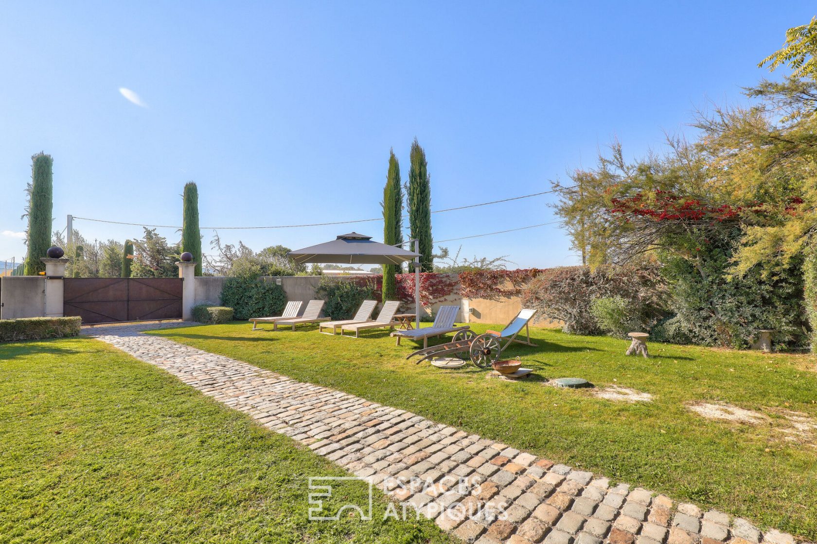 The Provencal farmhouse